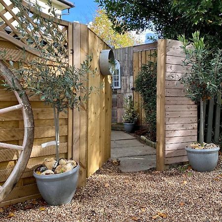 Little Limes An Adorable Little Suffolk Getaway With Outside Space Near Woodbridge Eyke ภายนอก รูปภาพ