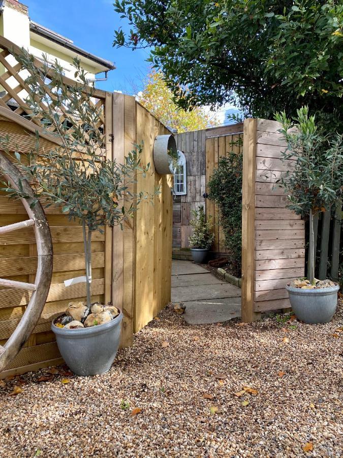 Little Limes An Adorable Little Suffolk Getaway With Outside Space Near Woodbridge Eyke ภายนอก รูปภาพ