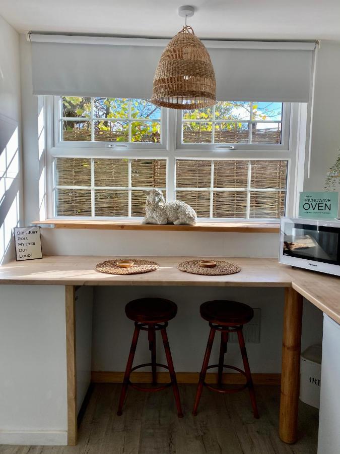 Little Limes An Adorable Little Suffolk Getaway With Outside Space Near Woodbridge Eyke ภายนอก รูปภาพ